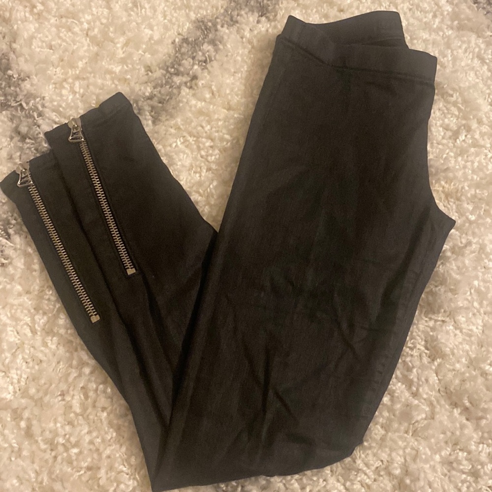 Black leggings jeans